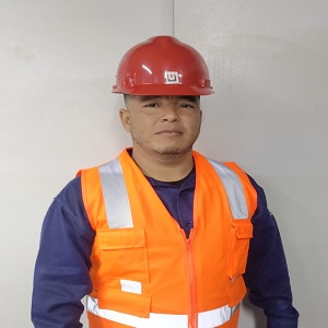 Oliver Santiago: Especialista en Redes de Seguridad